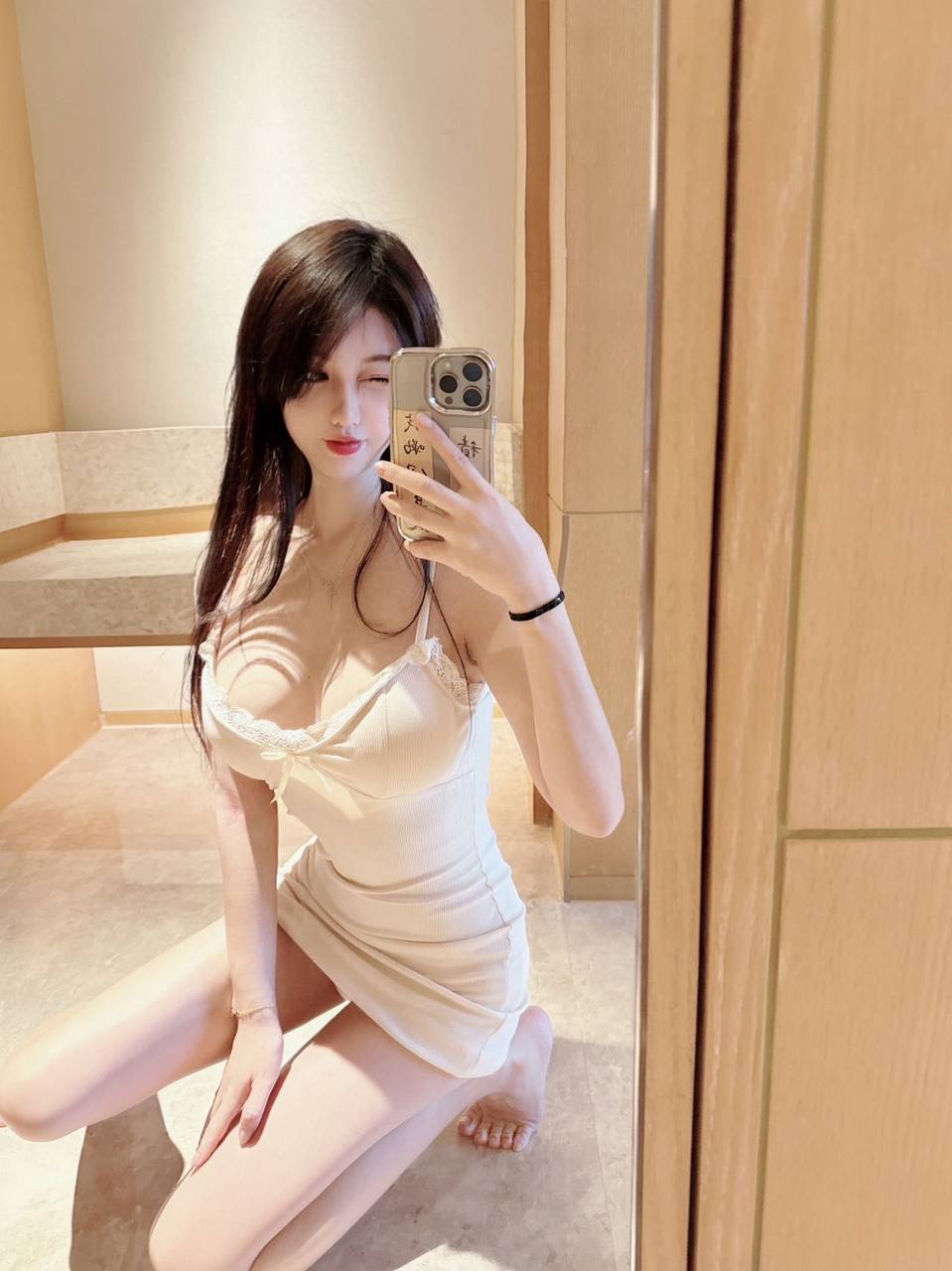 木香岁月：桑拿房的时间痕迹